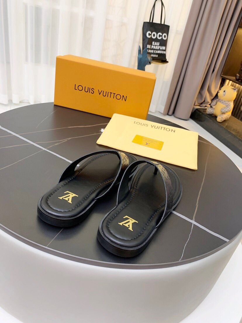 上質 大人気 ルイヴィトン Louis Vuitton サンダル 実物の写真 N品スーパーコピー代引き可能国内発送後払い安全必ず届く信用できるサイト