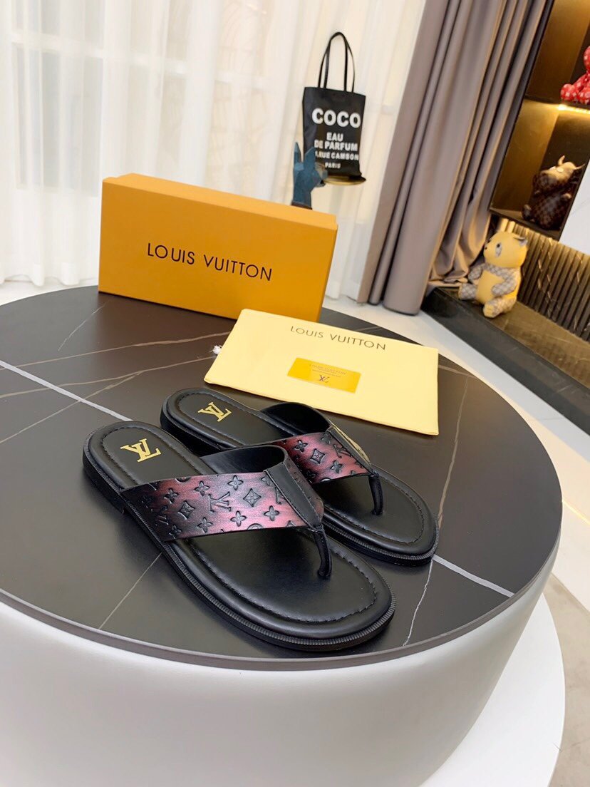 上質 大人気 ルイヴィトン Louis Vuitton サンダル 実物の写真 N品スーパーコピー代引き可能国内発送後払い安全必ず届く信用できるサイト