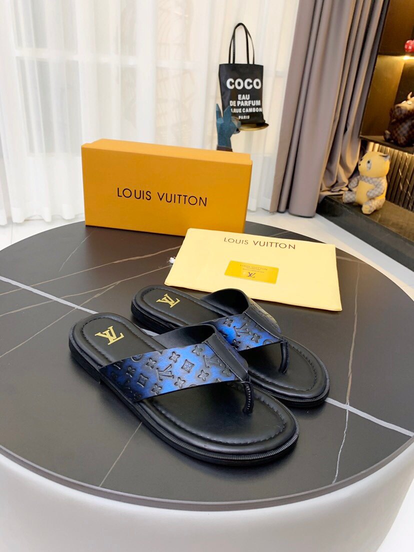 上質 大人気 ルイヴィトン Louis Vuitton サンダル 実物の写真 N品スーパーコピー代引き可能国内発送後払い安全必ず届く信用できるサイト