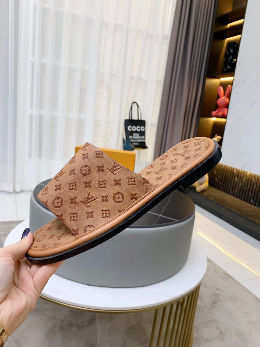 上質 大人気 ルイヴィトン Louis Vuitton サンダル 実物の写真 N品スーパーコピー代引き可能国内発送後払い安全必ず届く信用できるサイト