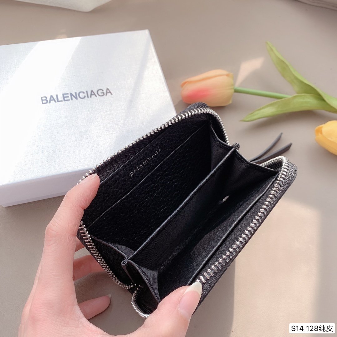 上品でファッションBalenciaga バレンシアガ 財布 実物の写真スーパーコピー財布代引き可能国内発送後払い安全必ず届く信用できるサイト