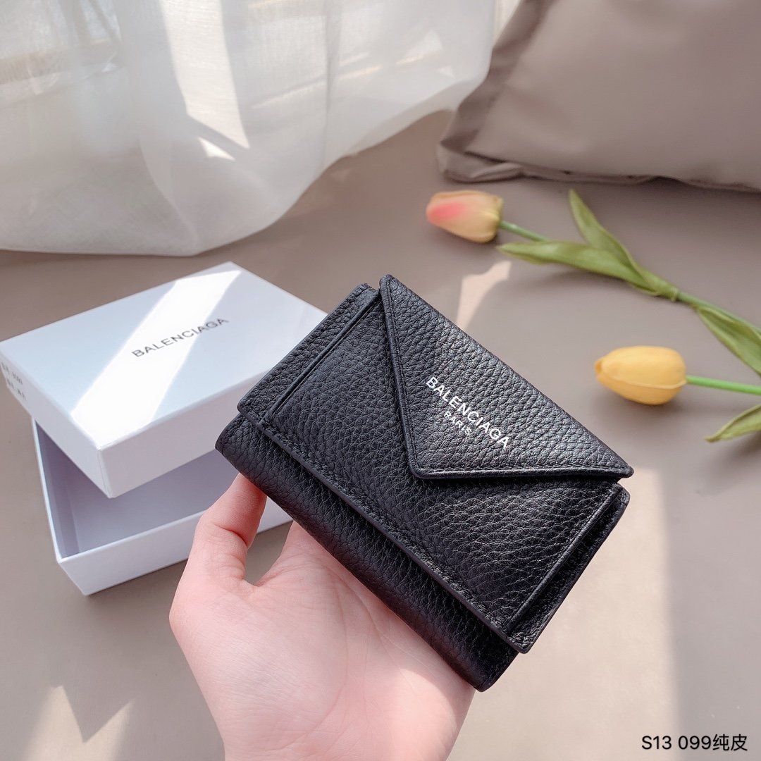 上品でファッションBalenciaga バレンシアガ 財布 実物の写真スーパーコピー財布代引き可能国内発送後払い安全必ず届く信用できるサイト