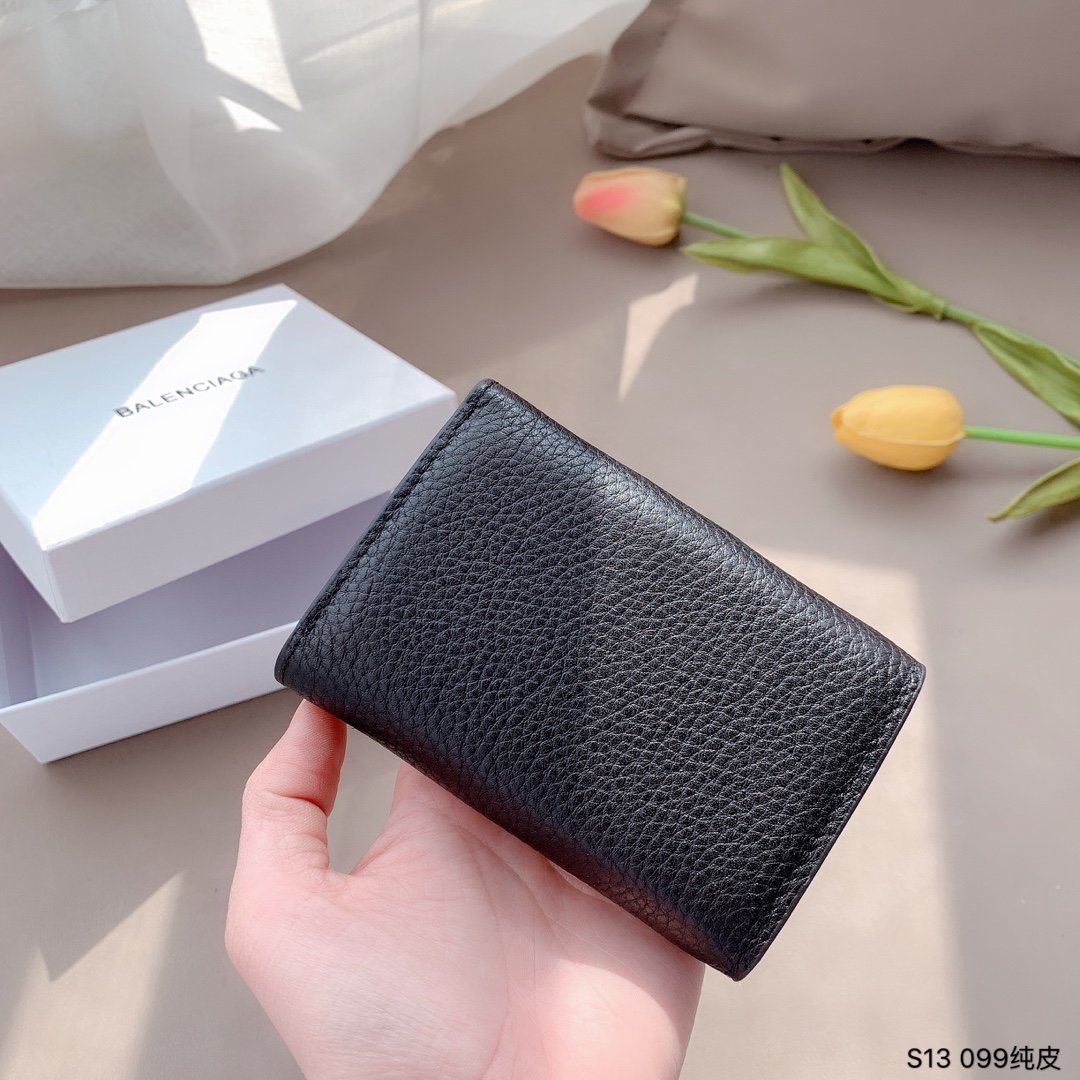 上品でファッションBalenciaga バレンシアガ 財布 実物の写真スーパーコピー財布代引き可能国内発送後払い安全必ず届く信用できるサイト