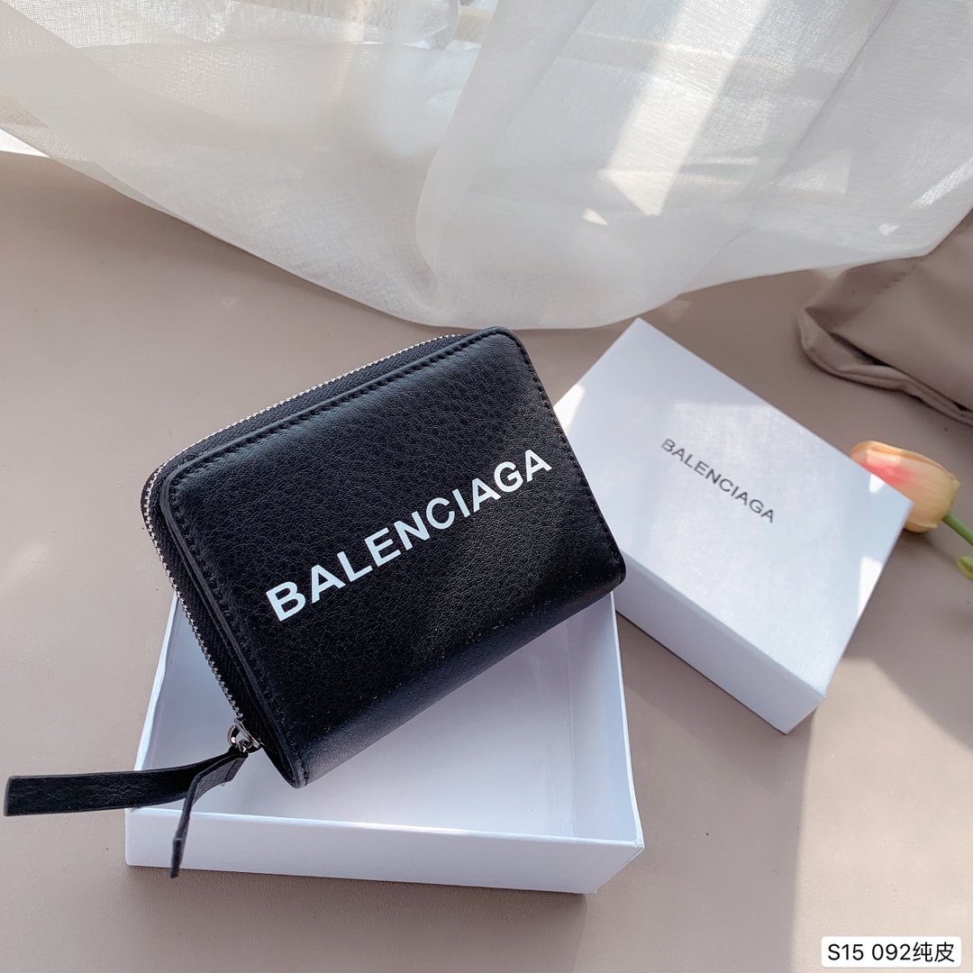 上品でファッションBalenciaga バレンシアガ 財布 実物の写真スーパーコピー財布代引き可能国内発送後払い安全必ず届く信用できるサイト