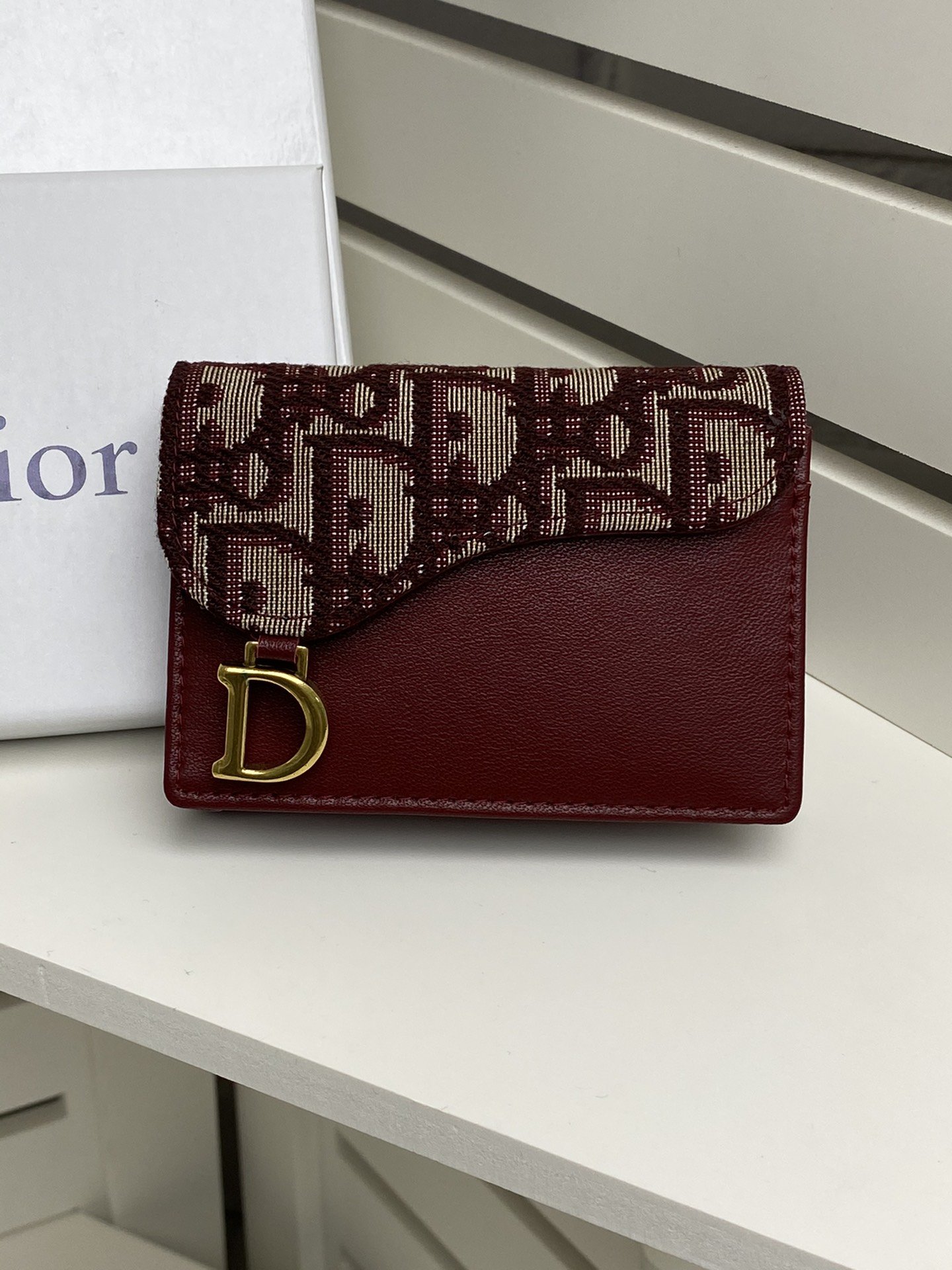 上品でファッションDior クリスチャンディオール財布 実物の写真スーパーコピー財布代引き可能国内発送後払い安全必ず届く信用できるサイト