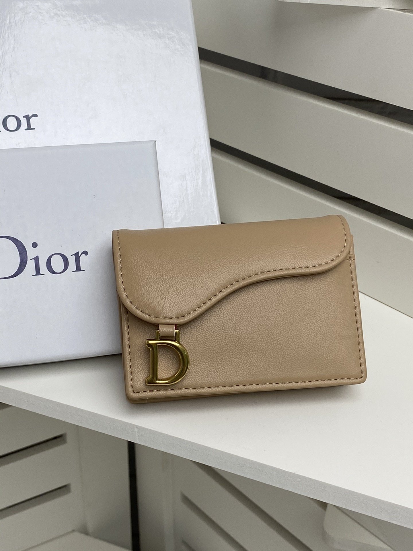 上品でファッションDior クリスチャンディオール財布 実物の写真スーパーコピー財布代引き可能国内発送後払い安全必ず届く信用できるサイト