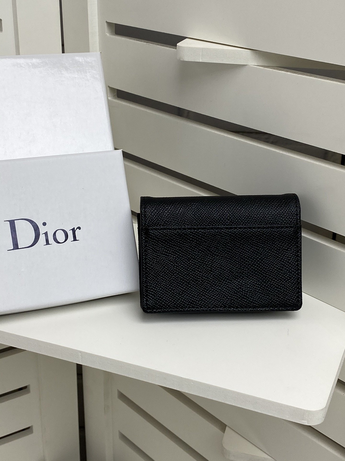 上品でファッションDior クリスチャンディオール財布 実物の写真スーパーコピー財布代引き可能国内発送後払い安全必ず届く信用できるサイト