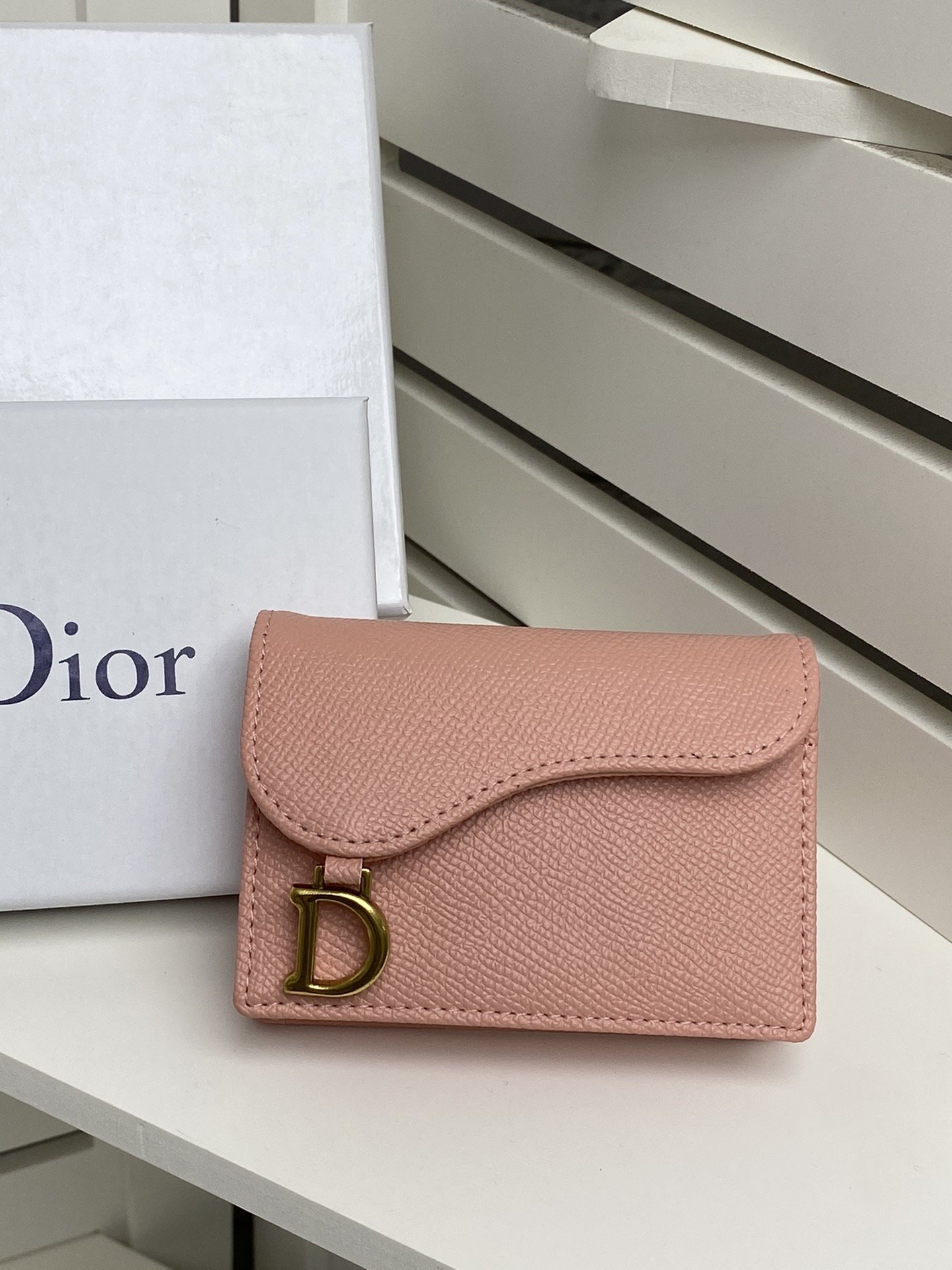 上品でファッションDior クリスチャンディオール財布 実物の写真スーパーコピー財布代引き可能国内発送後払い安全必ず届く信用できるサイト