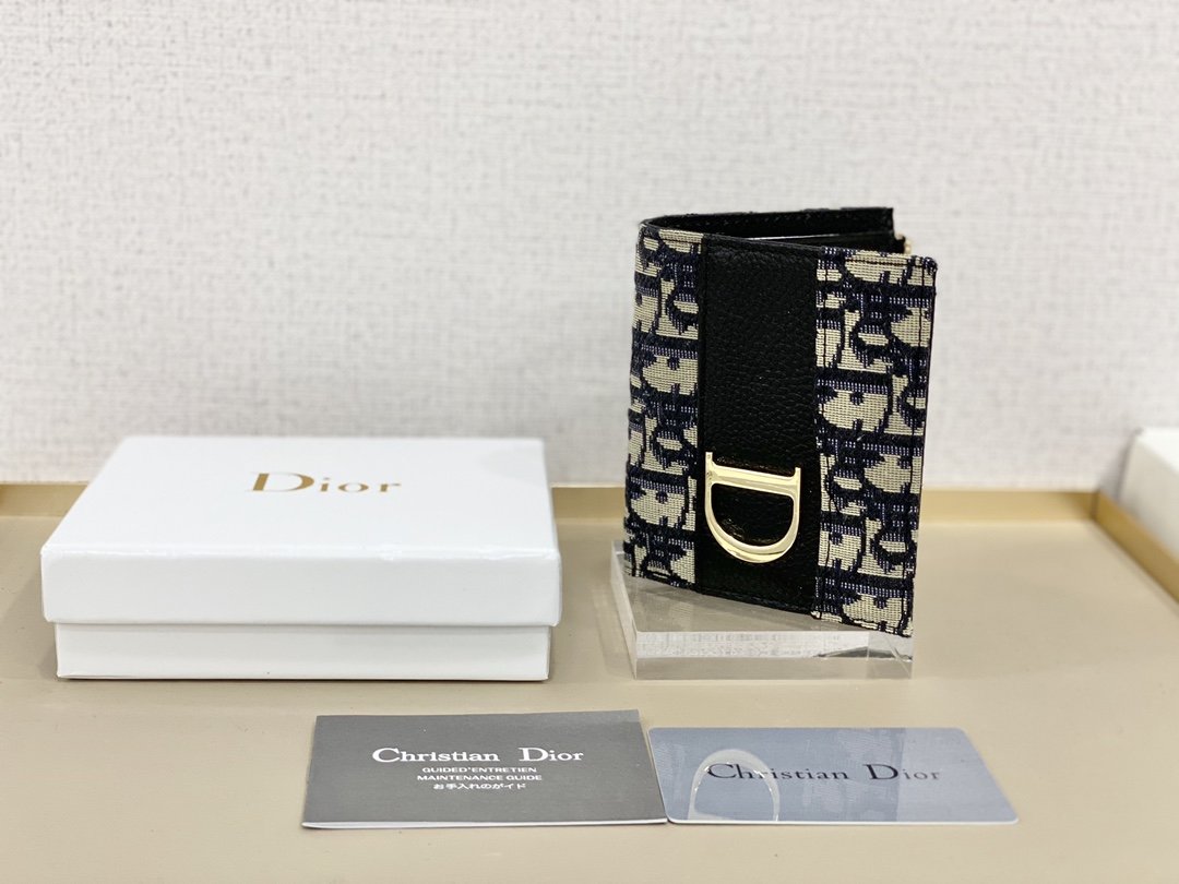 上品でファッションDior クリスチャンディオール財布 実物の写真スーパーコピー財布代引き可能国内発送後払い安全必ず届く信用できるサイト