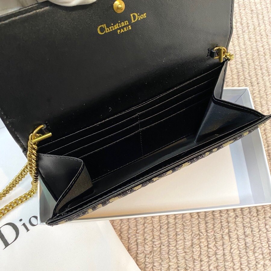 上品でファッションDior クリスチャンディオール財布 実物の写真スーパーコピー財布代引き可能国内発送後払い安全必ず届く信用できるサイト