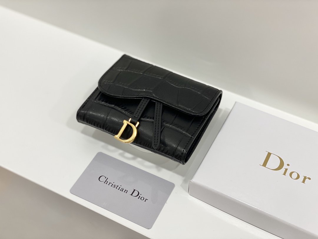 上品でファッションDior クリスチャンディオール財布 実物の写真スーパーコピー財布代引き可能国内発送後払い安全必ず届く信用できるサイト