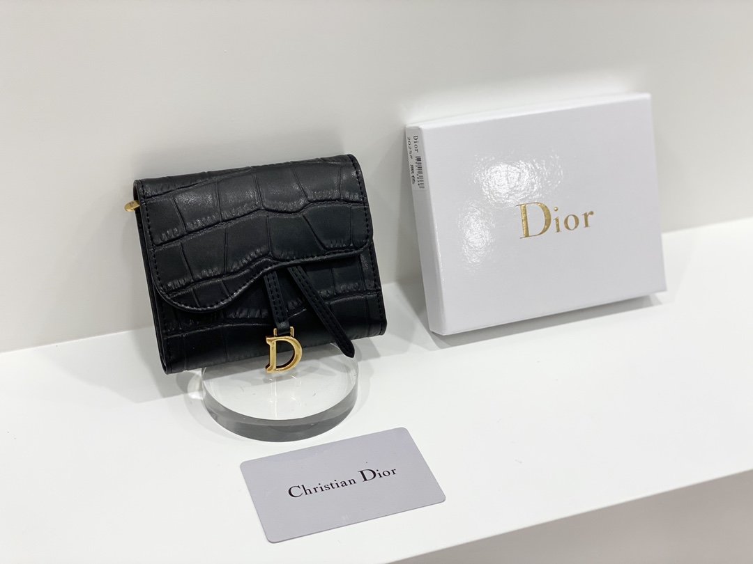 上品でファッションDior クリスチャンディオール財布 実物の写真スーパーコピー財布代引き可能国内発送後払い安全必ず届く信用できるサイト