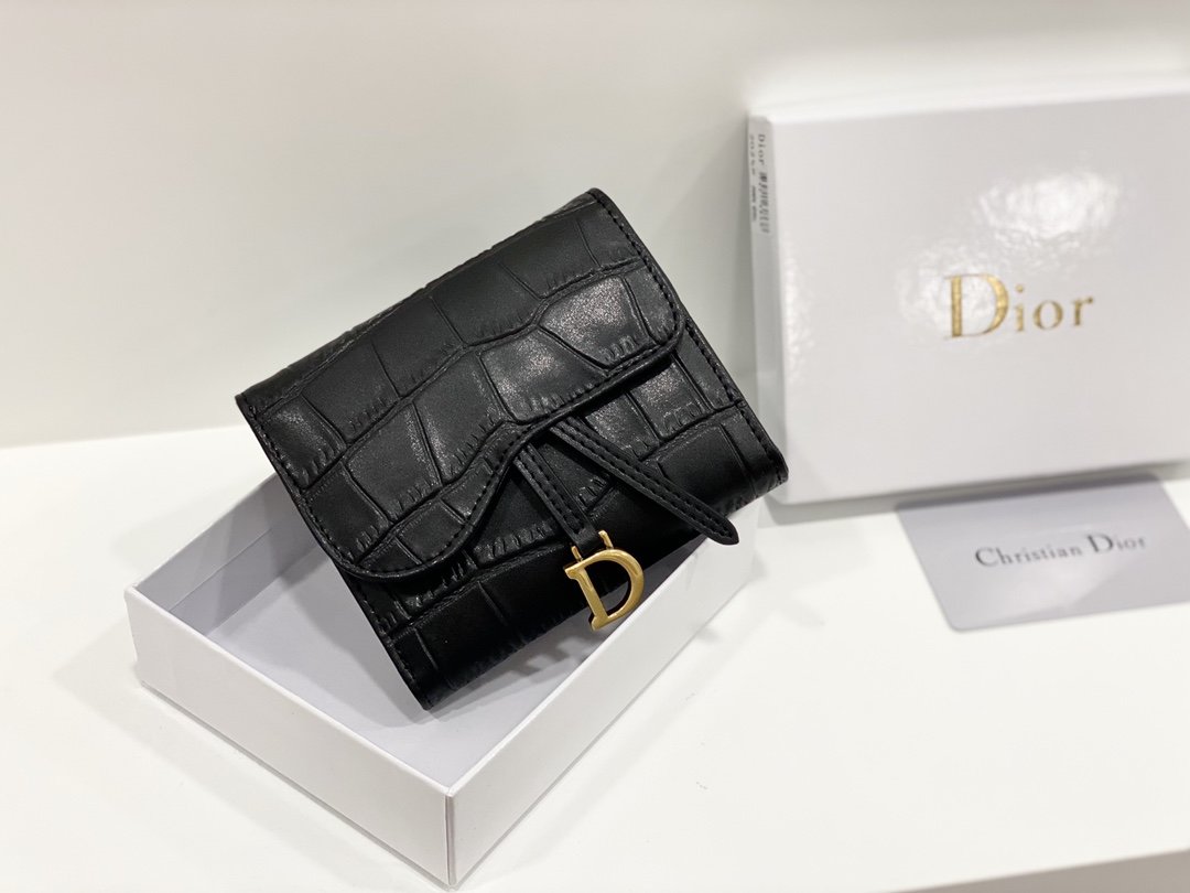 上品でファッションDior クリスチャンディオール財布 実物の写真スーパーコピー財布代引き可能国内発送後払い安全必ず届く信用できるサイト