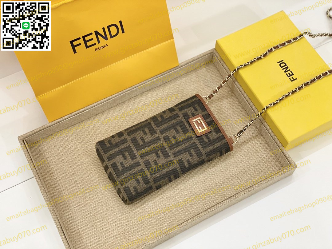 注目のアイテムfendi フェンディ実物の写真スーパーコピー財布代引き可能国内発送後払い安全必ず届く信用できるサイト