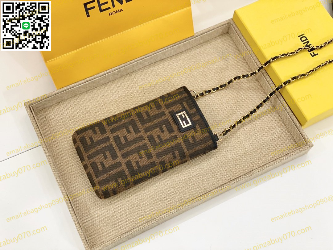 注目のアイテムfendi フェンディ実物の写真スーパーコピー財布代引き可能国内発送後払い安全必ず届く信用できるサイト