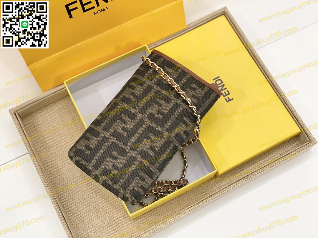 注目のアイテムfendi フェンディ実物の写真スーパーコピー財布代引き可能国内発送後払い安全必ず届く信用できるサイト