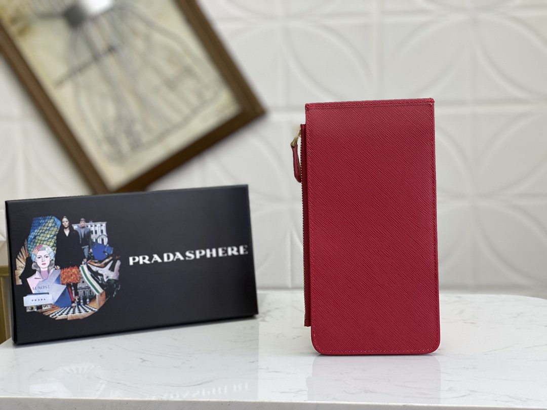 有名人同じアイテムPrada プラダ 財布 実物の写真スーパーコピー財布代引き可能国内発送後払い安全必ず届く信用できるサイト