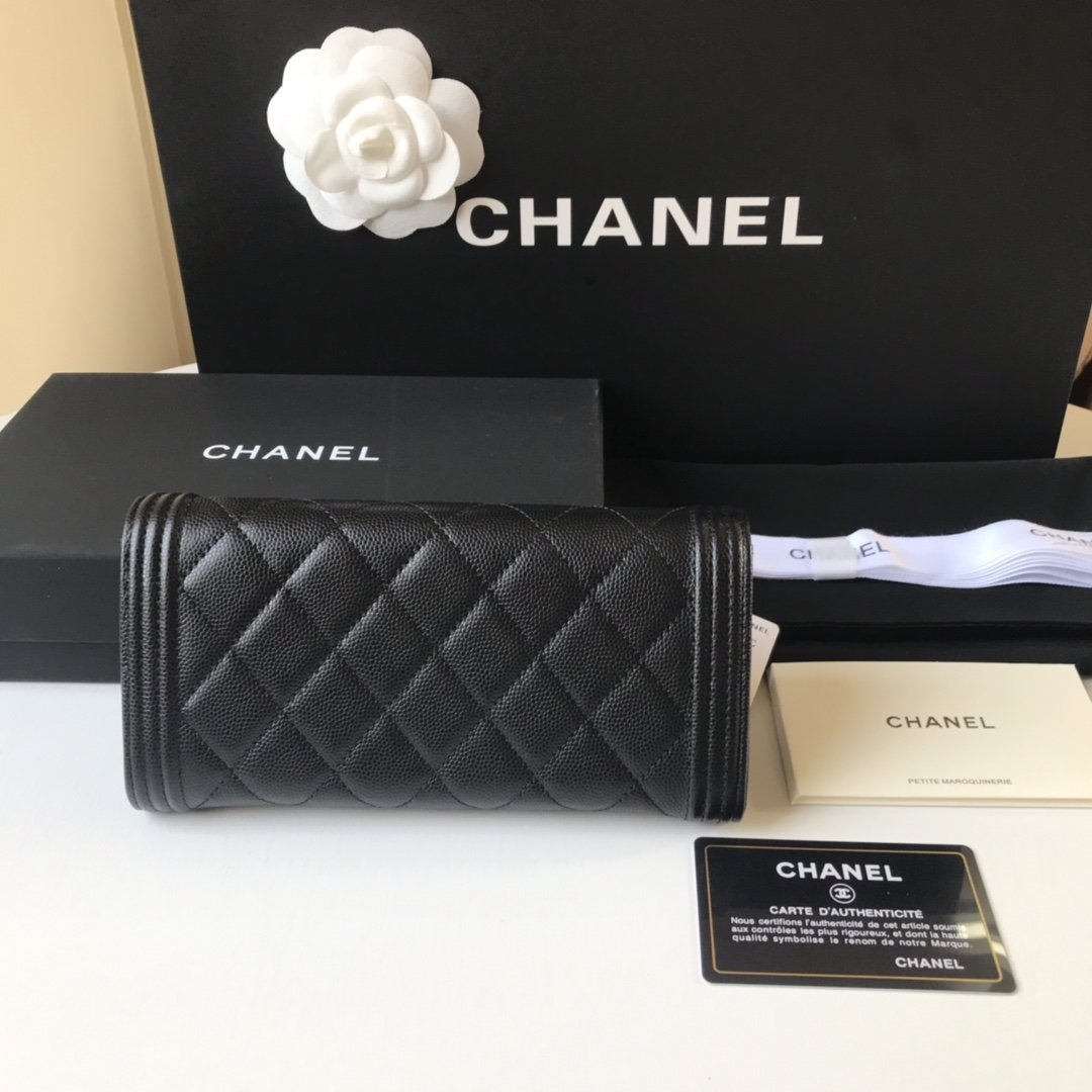 個性的なデザ 人気ブランドChanel シャネル実物の写真 N品スーパーコピー財布代引き対応国内発送後払い安全必ず届く優良サイト