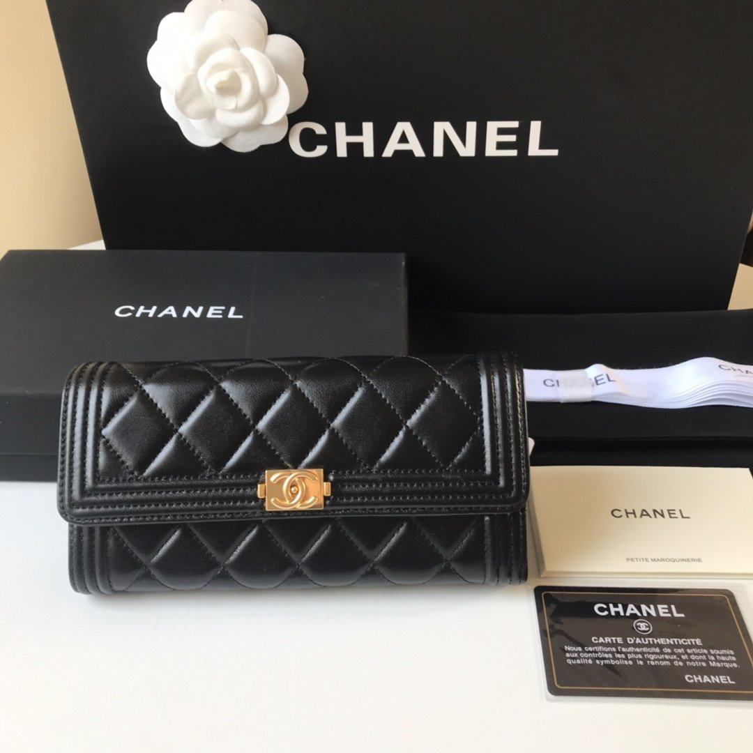 個性的なデザ 人気ブランドChanel シャネル実物の写真 N品スーパーコピー財布代引き対応国内発送後払い安全必ず届く優良サイト