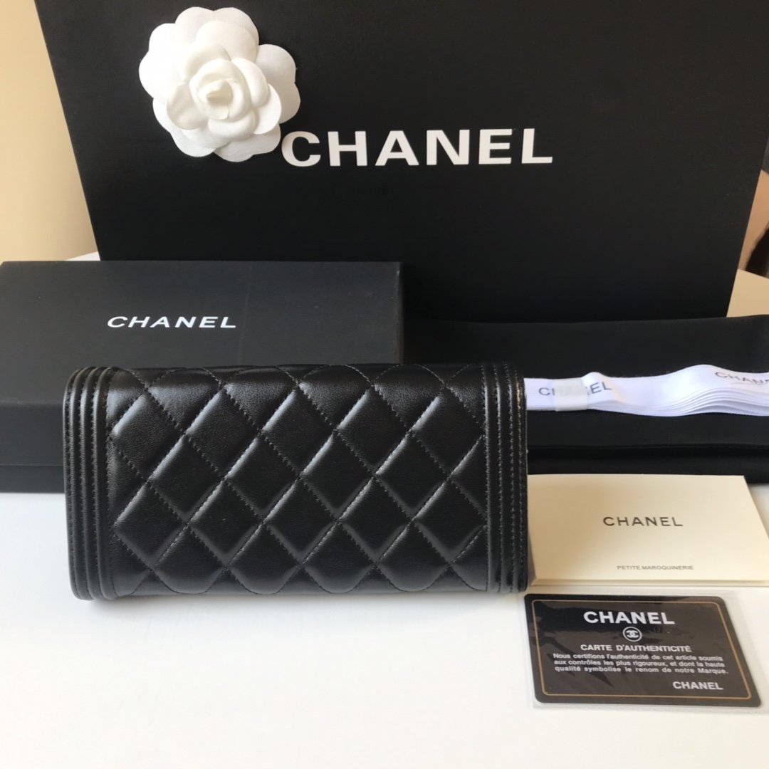 個性的なデザ 人気ブランドChanel シャネル実物の写真 N品スーパーコピー財布代引き対応国内発送後払い安全必ず届く優良サイト