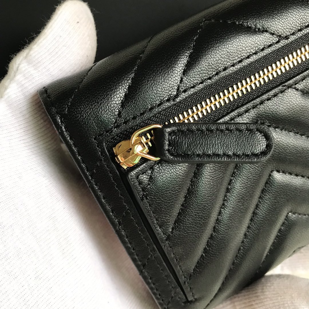 個性的なデザ 人気ブランドChanel シャネル実物の写真 N品スーパーコピー財布代引き対応国内発送後払い安全必ず届く優良サイト