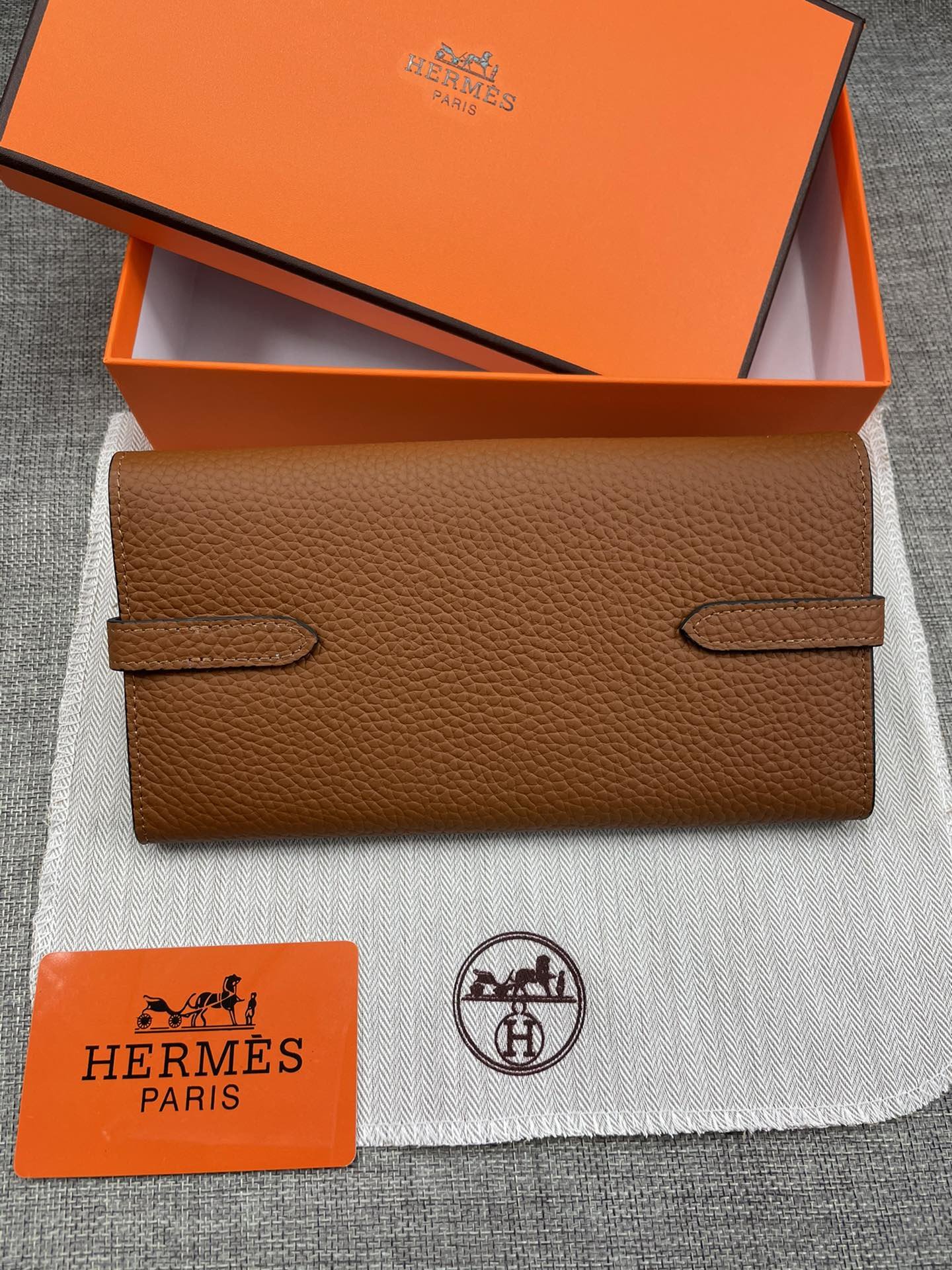 個性的なデザ Hermes エルメス実物の写真 N品スーパーコピー財布代引き対応国内発送後払い安全必ず届く優良サイト