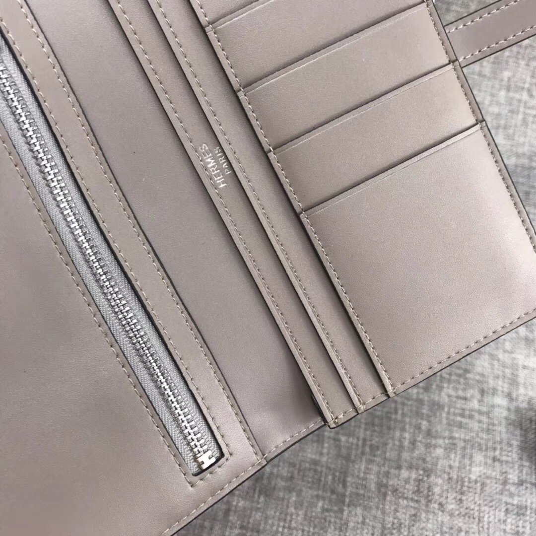 個性的なデザ Hermes エルメス実物の写真 N品スーパーコピー財布代引き対応国内発送後払い安全必ず届く優良サイト