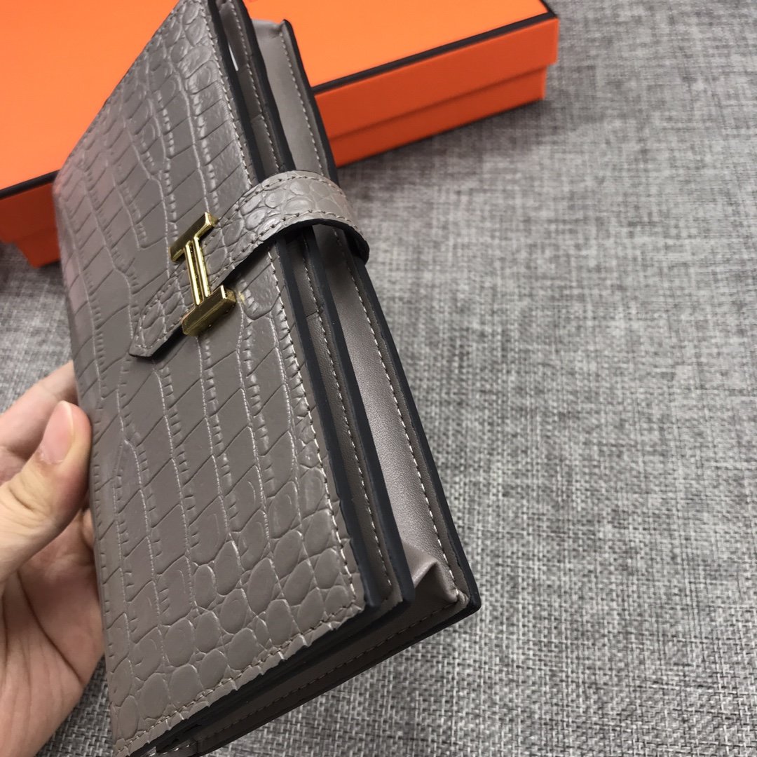 個性的なデザ Hermes エルメス実物の写真 N品スーパーコピー財布代引き対応国内発送後払い安全必ず届く優良サイト