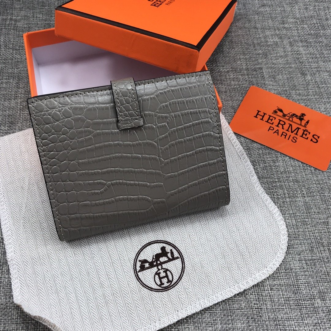 個性的なデザ Hermes エルメス実物の写真 N品スーパーコピー財布代引き対応国内発送後払い安全必ず届く優良サイト