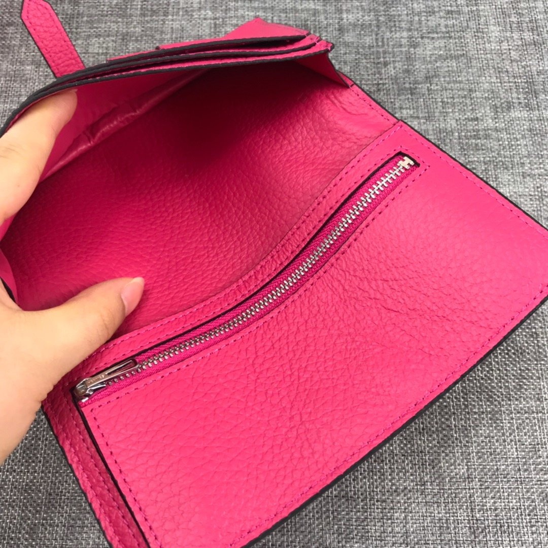個性的なデザ Hermes エルメス実物の写真 N品スーパーコピー財布代引き対応国内発送後払い安全必ず届く優良サイト