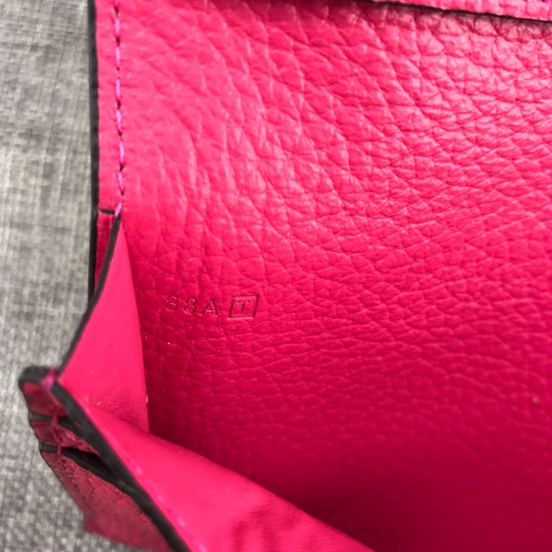 個性的なデザ Hermes エルメス実物の写真 N品スーパーコピー財布代引き対応国内発送後払い安全必ず届く優良サイト