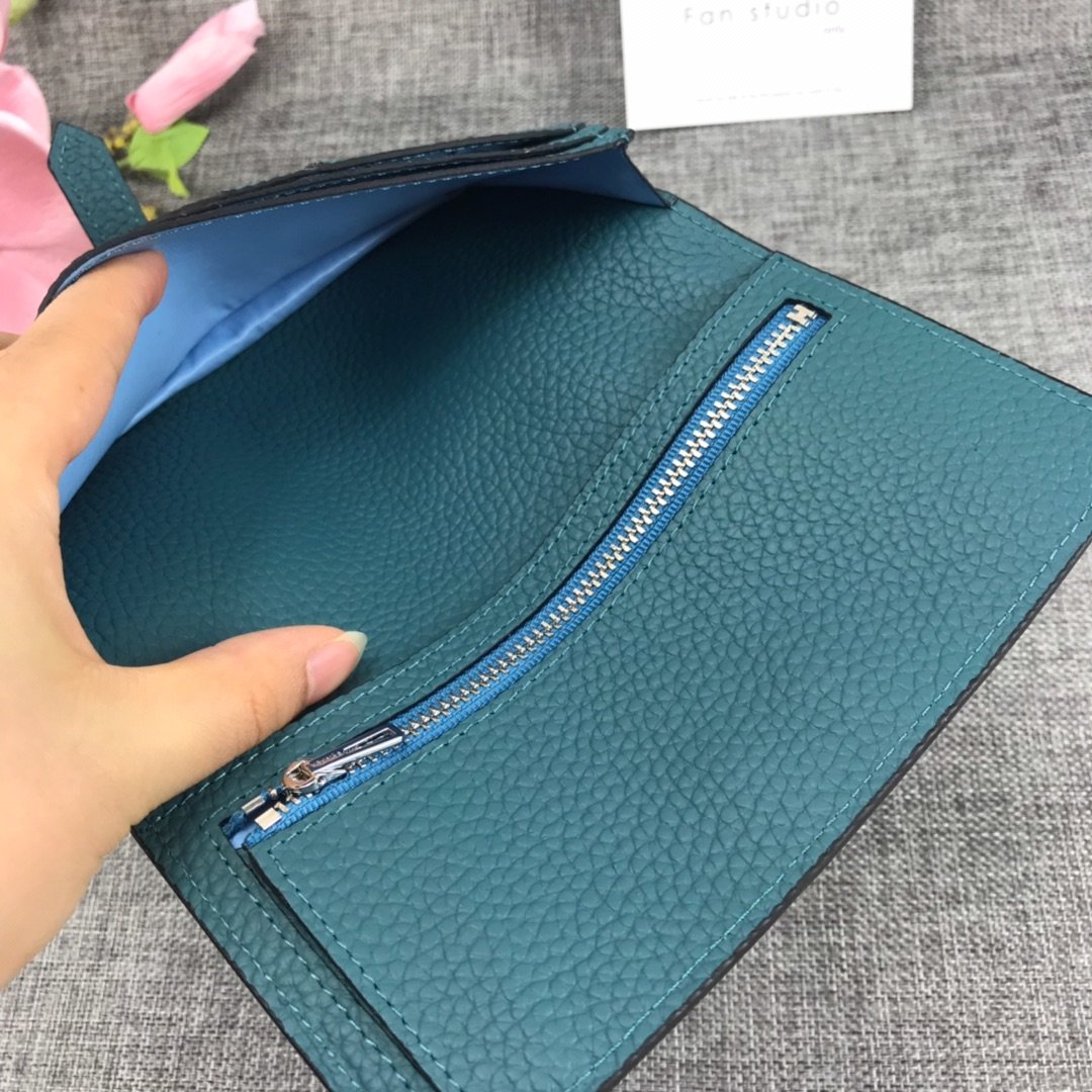 個性的なデザ Hermes エルメス実物の写真 N品スーパーコピー財布代引き対応国内発送後払い安全必ず届く優良サイト