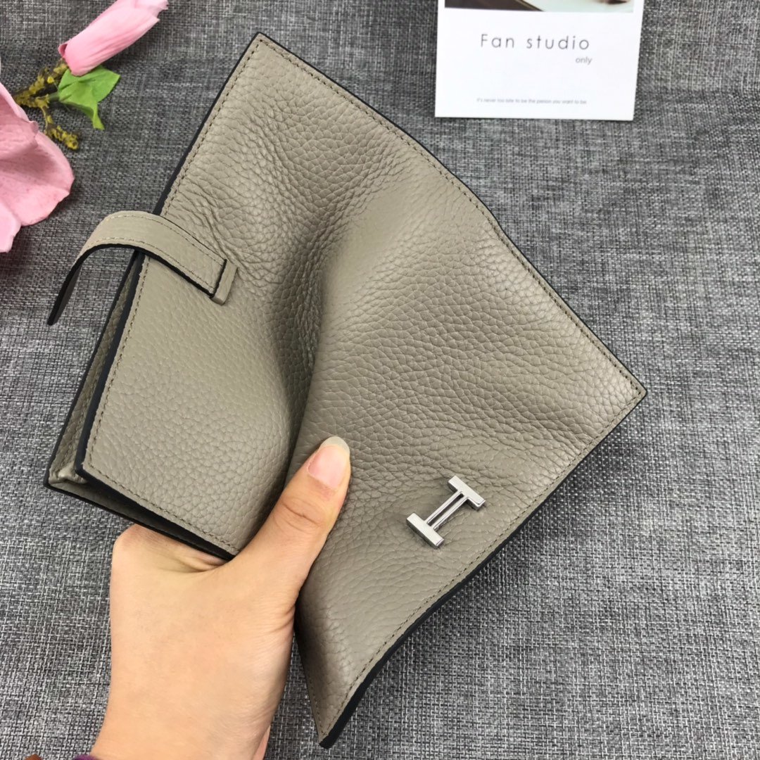 個性的なデザ Hermes エルメス実物の写真 N品スーパーコピー財布代引き対応国内発送後払い安全必ず届く優良サイト