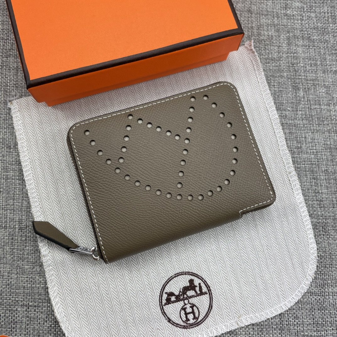 人気販売中Hermes エルメス 財布 実物の写真 スーパーコピー財布代引き可能国内発送後払い安全必ず届く信用できるサイト