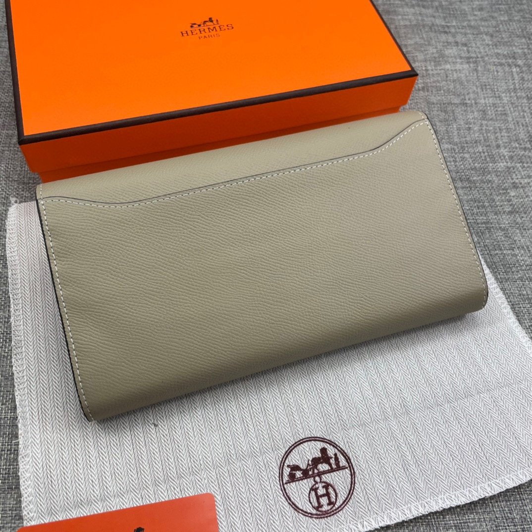 人気販売中Hermes エルメス 財布 実物の写真 スーパーコピー財布代引き可能国内発送後払い安全必ず届く信用できるサイト