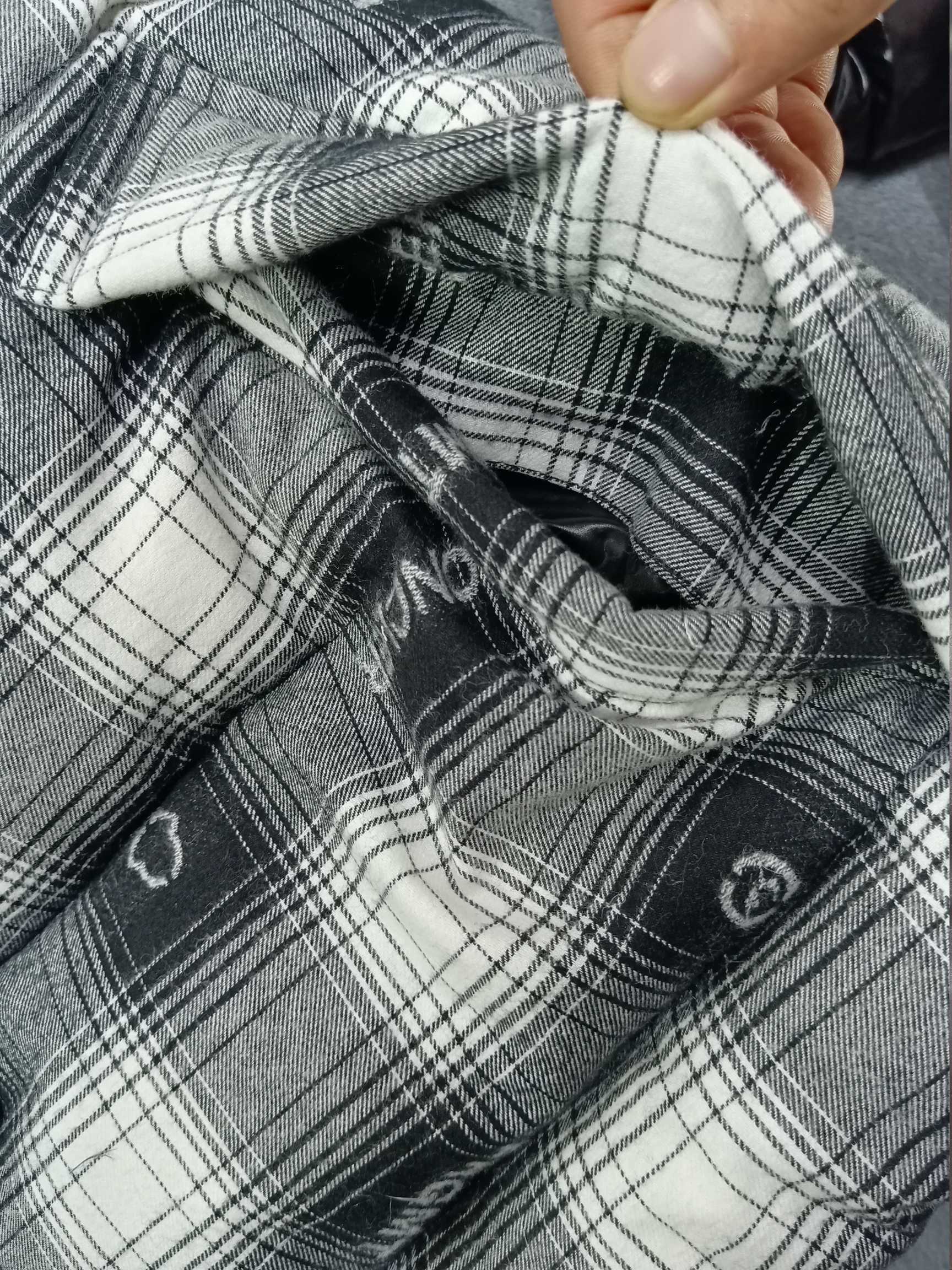 スーパーコピー  ダウンジャケット 実物の写真 N品 人気ブランドレプリカ服代引き対応国内発送後払い安全必ず届くおすすめ口コミ優良サイト