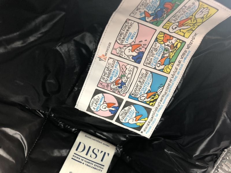 スーパーコピー  ダウンジャケット 実物の写真 N品 人気ブランドレプリカ服代引き対応国内発送後払い安全必ず届くおすすめ口コミ優良サイト