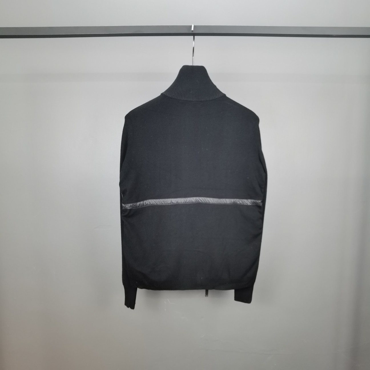 スーパーコピー  ダウンジャケット 実物の写真 N品 人気ブランドレプリカ服代引き対応国内発送後払い安全必ず届くおすすめ口コミ優良サイト