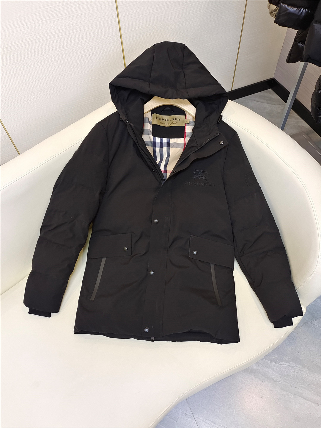 スーパーコピー ダウンジャケット 実物の写真 N品  かっこいい おしゃれ 服代引き対応国内発送後払い安全必ず届くおすすめ口コミ優良サイト