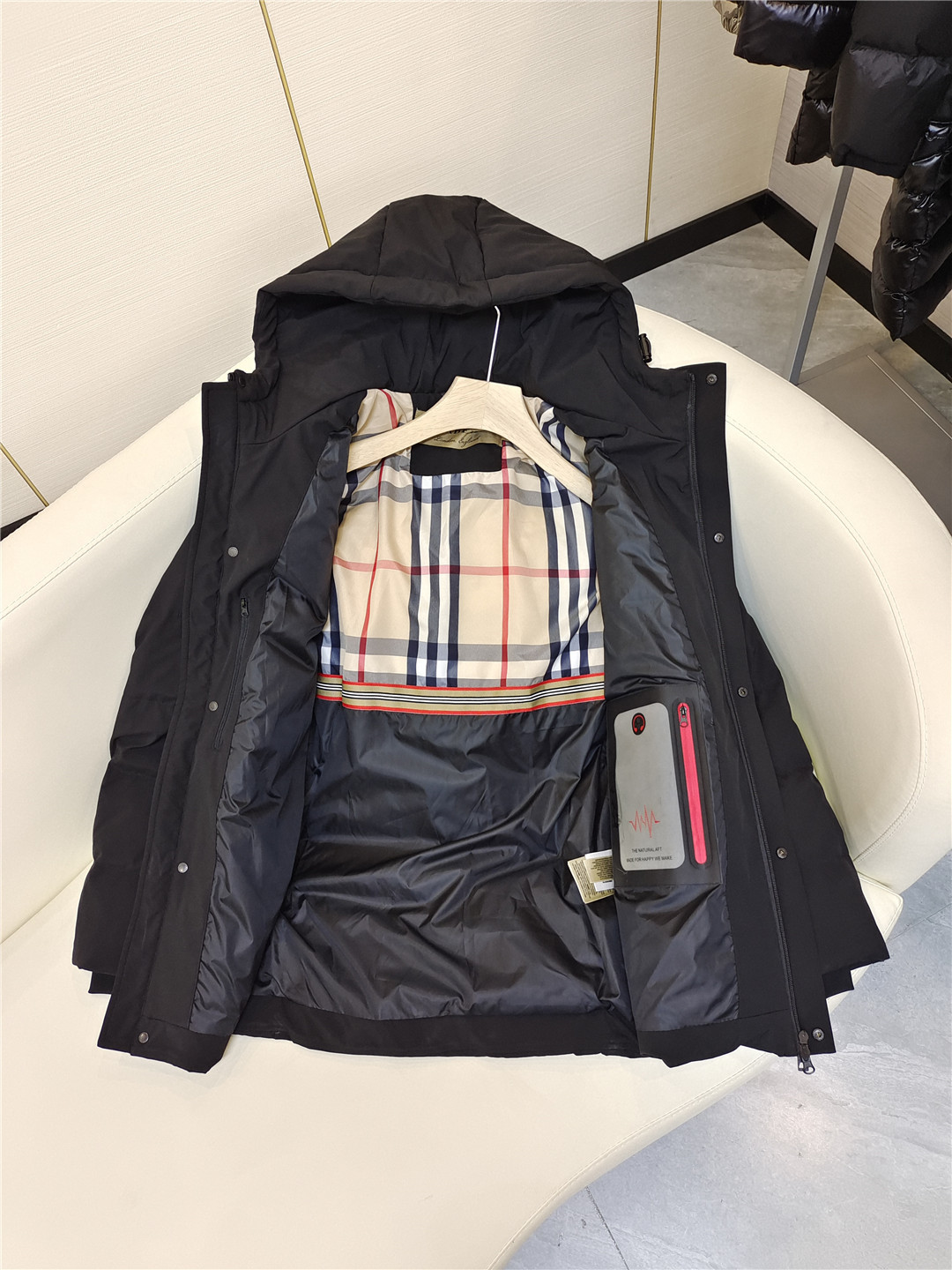 スーパーコピー ダウンジャケット 実物の写真 N品  かっこいい おしゃれ 服代引き対応国内発送後払い安全必ず届くおすすめ口コミ優良サイト