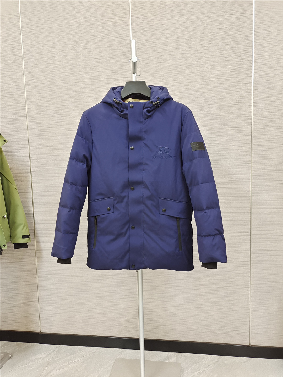 スーパーコピー ダウンジャケット 実物の写真 N品  かっこいい おしゃれ 服代引き対応国内発送後払い安全必ず届くおすすめ口コミ優良サイト