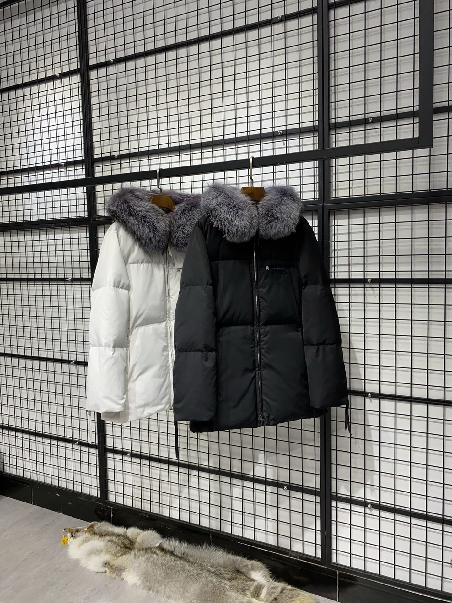 スーパーコピー ダウンジャケット 実物の写真 N品  かっこいい おしゃれ 服代引き対応国内発送後払い安全必ず届くおすすめ口コミ優良サイト