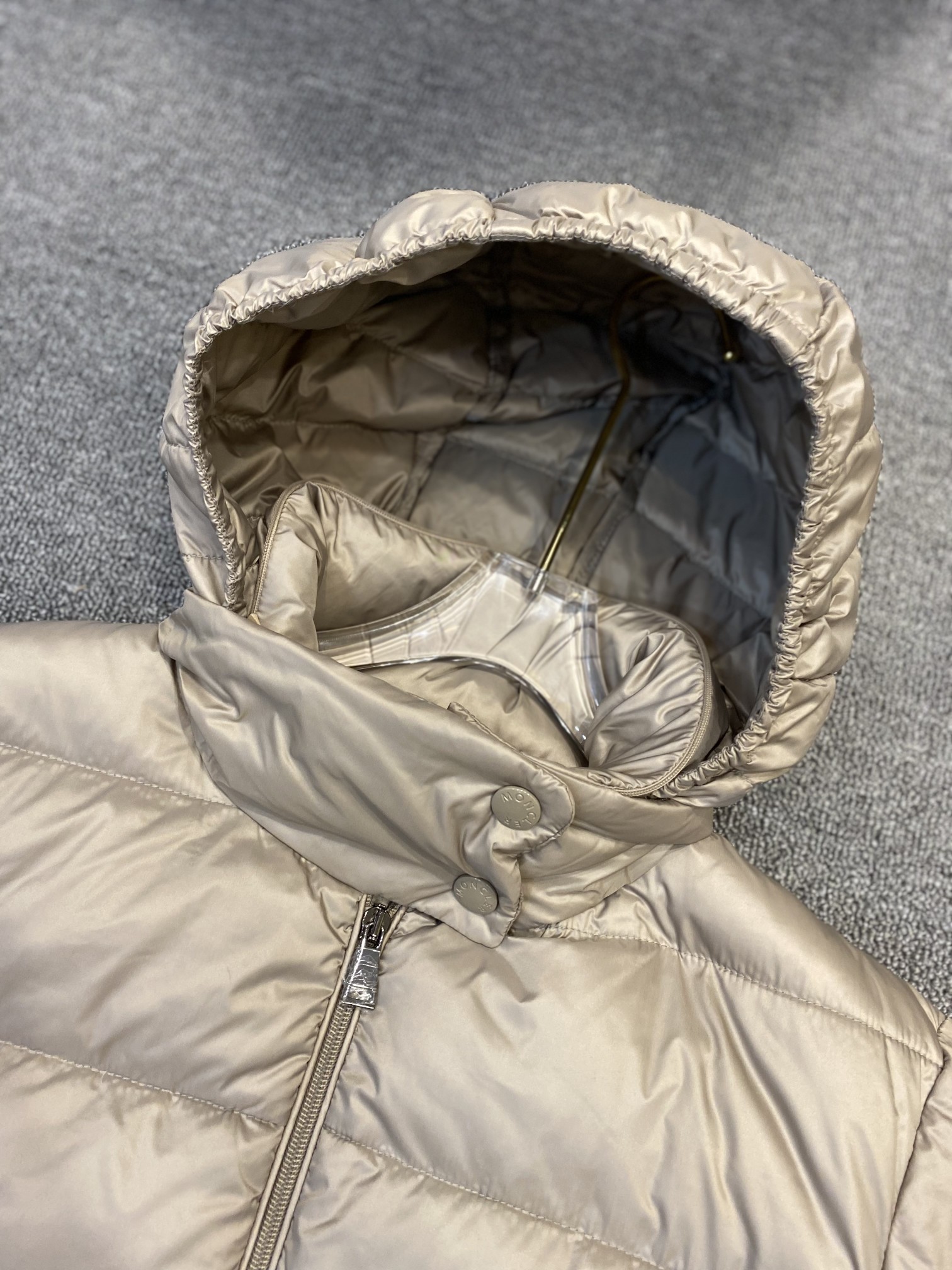 スーパーコピー ダウンジャケット 実物の写真 N品  かっこいい おしゃれ 服代引き対応国内発送後払い安全必ず届くおすすめ口コミ優良サイト