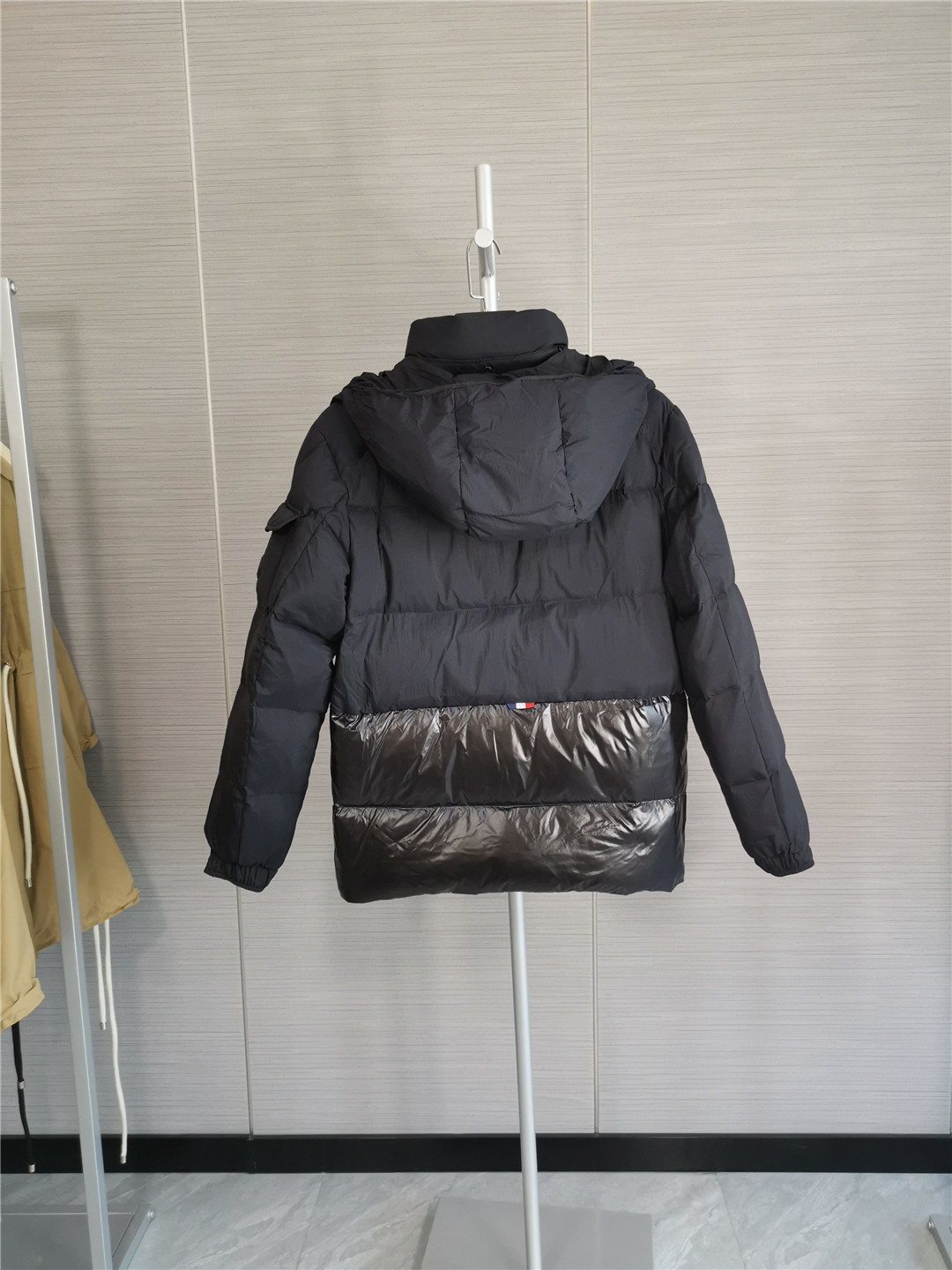 スーパーコピー ダウンジャケット 実物の写真 N品  かっこいい おしゃれ 服代引き対応国内発送後払い安全必ず届くおすすめ口コミ優良サイト