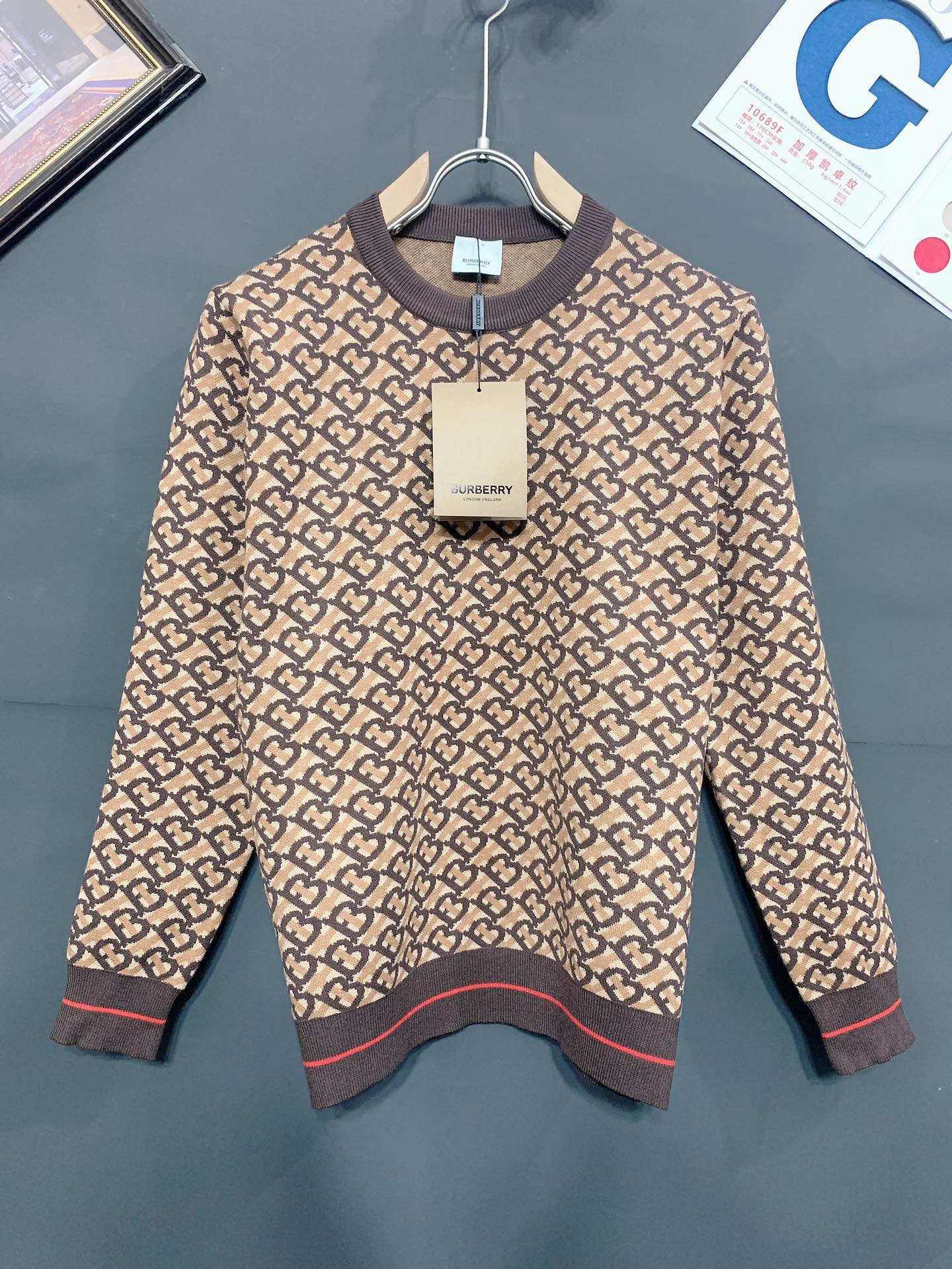 スーパーコピー 実物の写真 N品 人気ブランドレプリカ服代引き対応国内発送後払い安全必ず届くおすすめ口コミ優良サイト