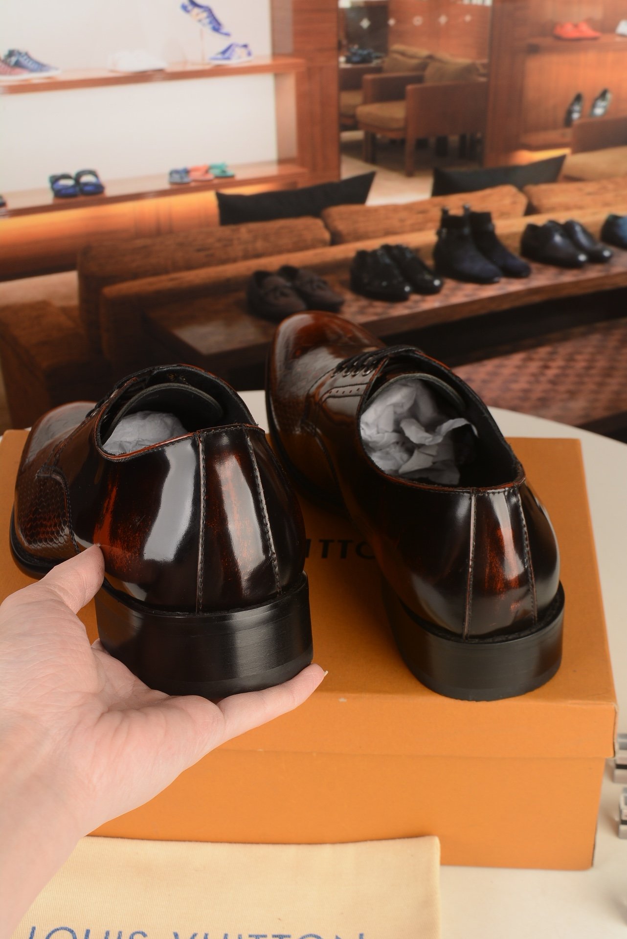 スーパーコピー 靴 実物の写真 N品  かっこいい おしゃれ代引き対応国内発送後払い安全必ず届くおすすめ口コミ優良サイト
