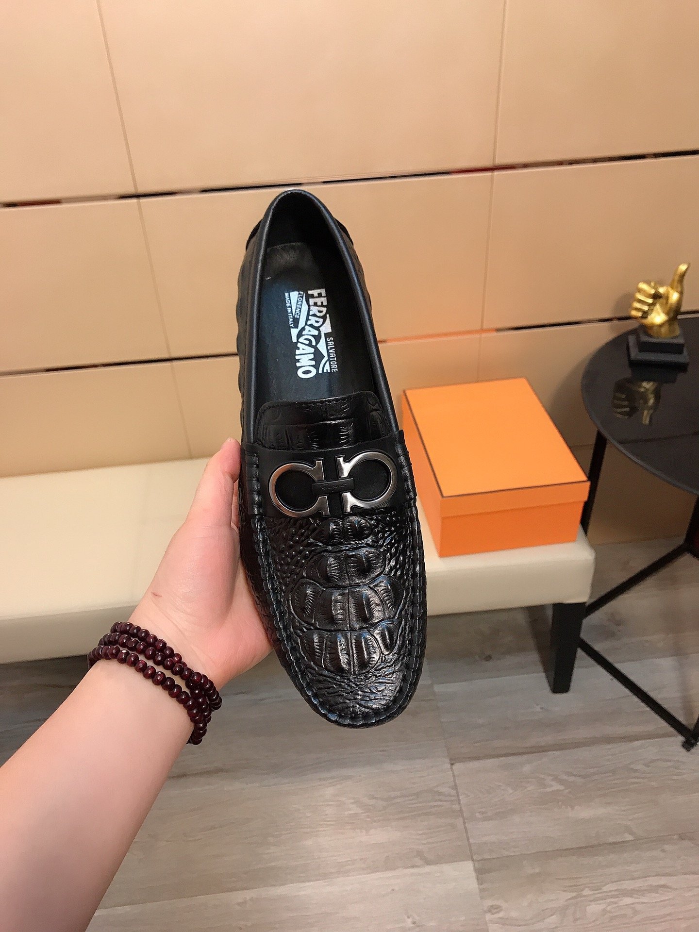 スーパーコピー 靴 実物の写真 N品  かっこいい おしゃれ代引き対応国内発送後払い安全必ず届くおすすめ口コミ優良サイト