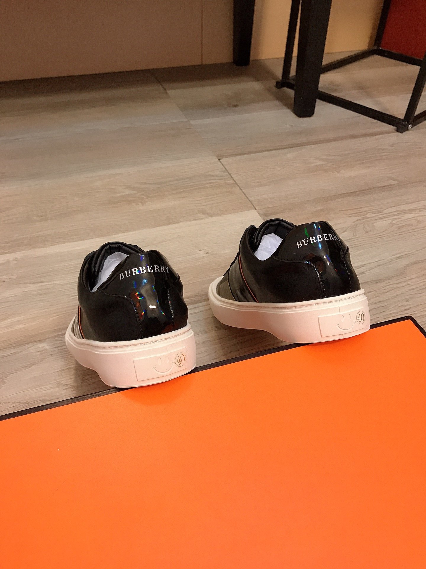 スーパーコピー 靴 実物の写真 N品  かっこいい おしゃれ代引き対応国内発送後払い安全必ず届くおすすめ口コミ優良サイト