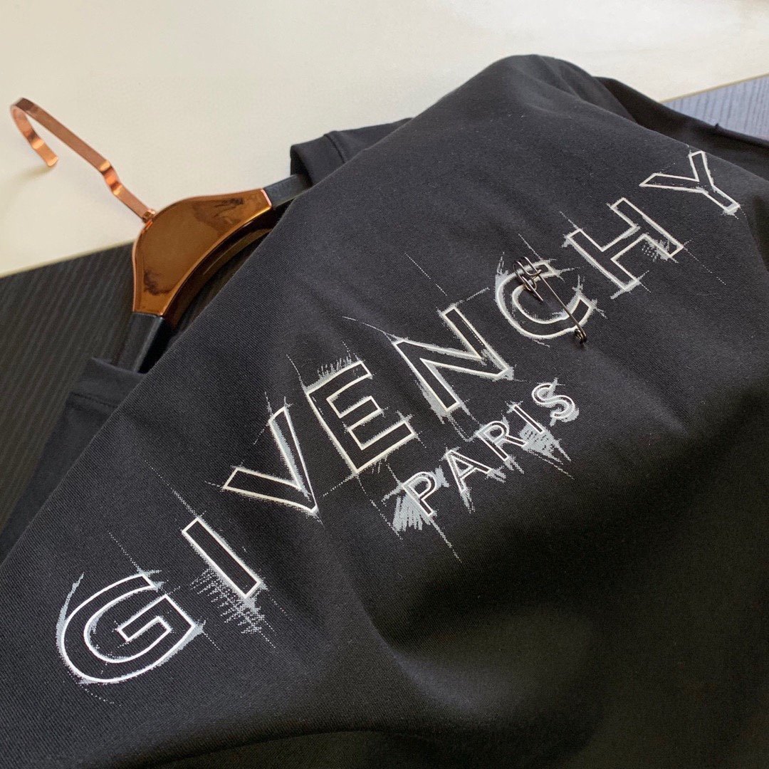 送料無料ジバンシー Givenchy 実物の写真スーパーコピー服N品代引き対応国内発送後払い安全必ず届く人気サイト