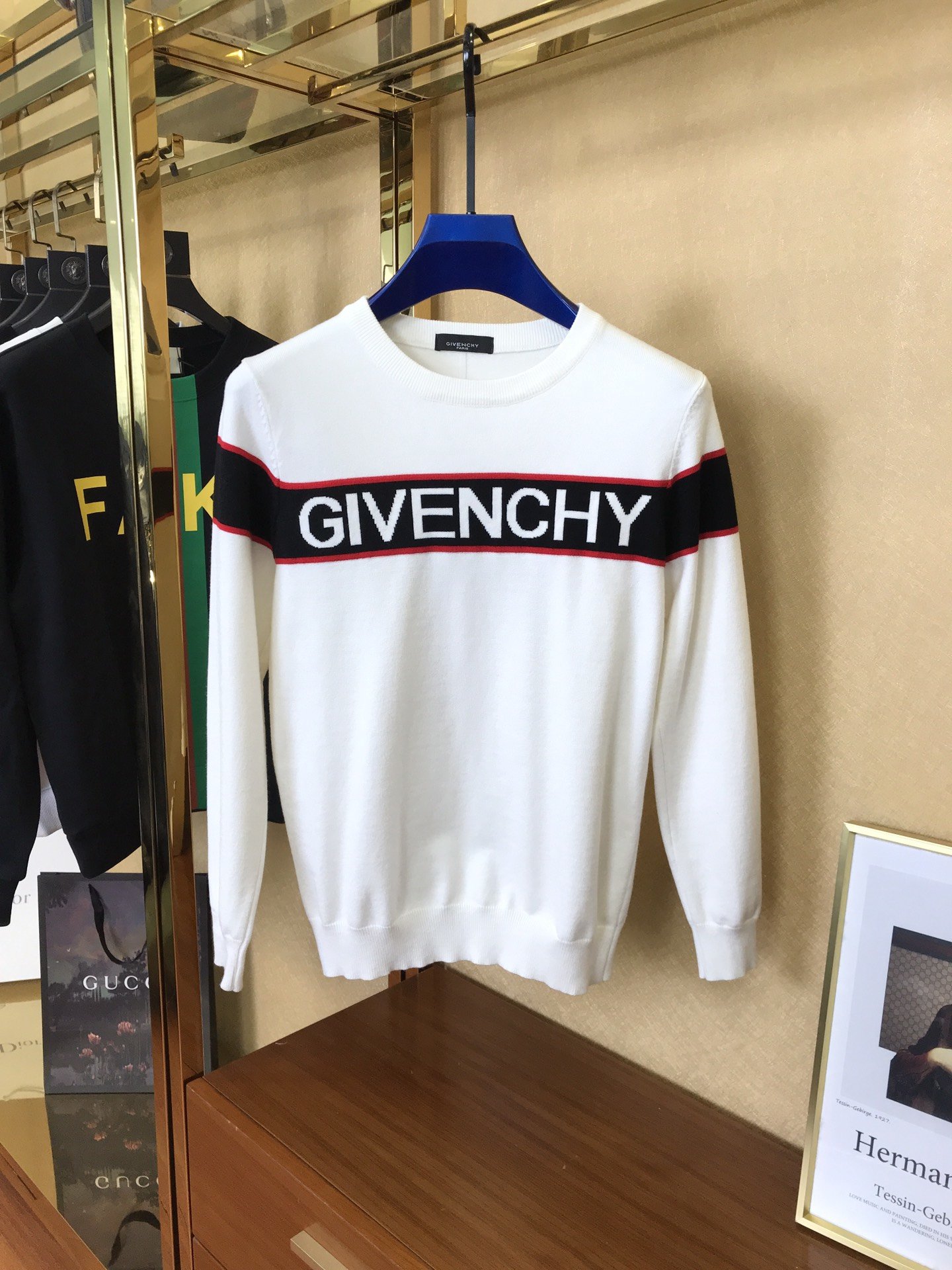 送料無料ジバンシー Givenchy 実物の写真スーパーコピー服N品代引き対応国内発送後払い安全必ず届く人気サイト